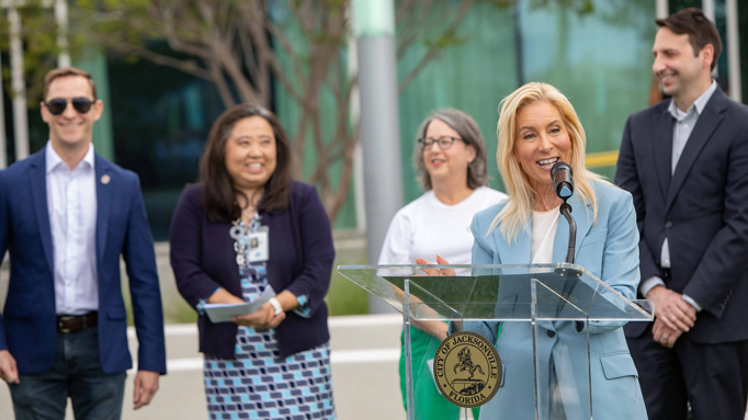 Mayor Speaking at the Music Heritage Garden