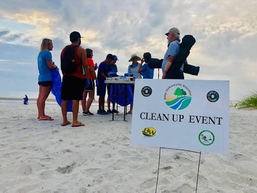 Volunteers cleaning beach