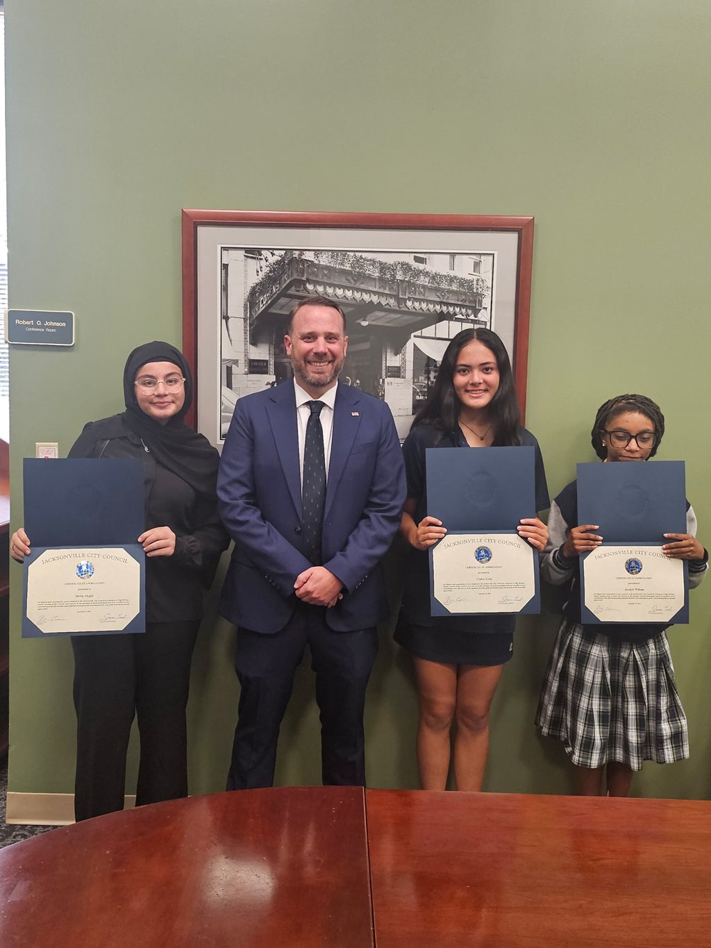 Jordyn Wilson, Serra Akgul, and Claire Estes