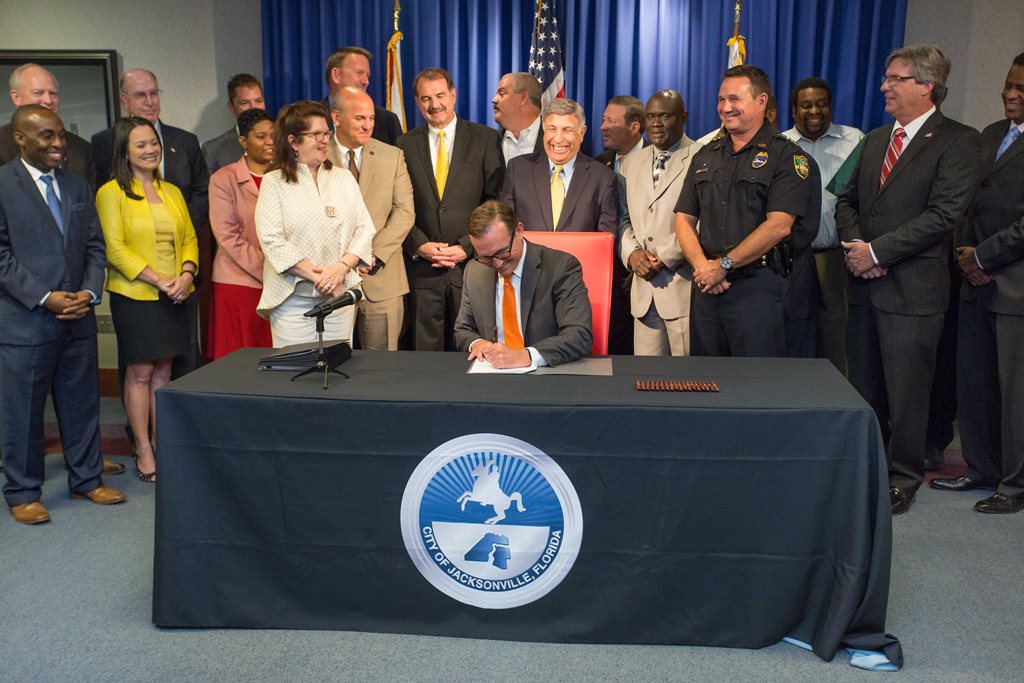 Mayor Lenny Curry Signs Pension Legislation