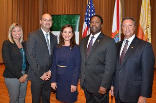 From left: School Board Member Becki Couch, Superintendent Nikolai Vitti, Dr. Annemarie Kent-Willette, Mayor Alvin Brown, and JU President Tim Cost 