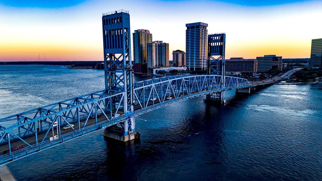Downtown Jacksonville's Mainstreet bridge