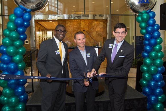 Mayor Lenny Curry helped cut the ribbon on Fifth Third Bank's new Jacksonville Headquarters downtown