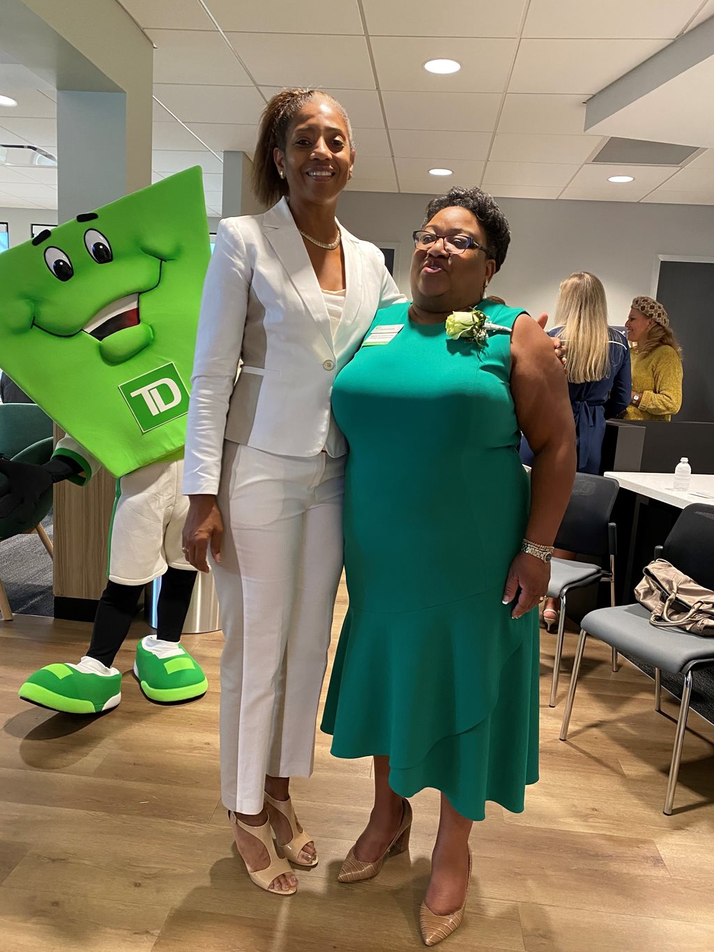 Photo of Council Member Tyrona Clark-Murray and Denise Boykin Vice President and Store Manager.