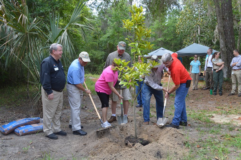 April 25, 2019 photo of Council Member Al Ferraro and residents at the Bogey Creek Preserve.