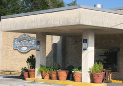 Louis Dinah Senior Center exterior